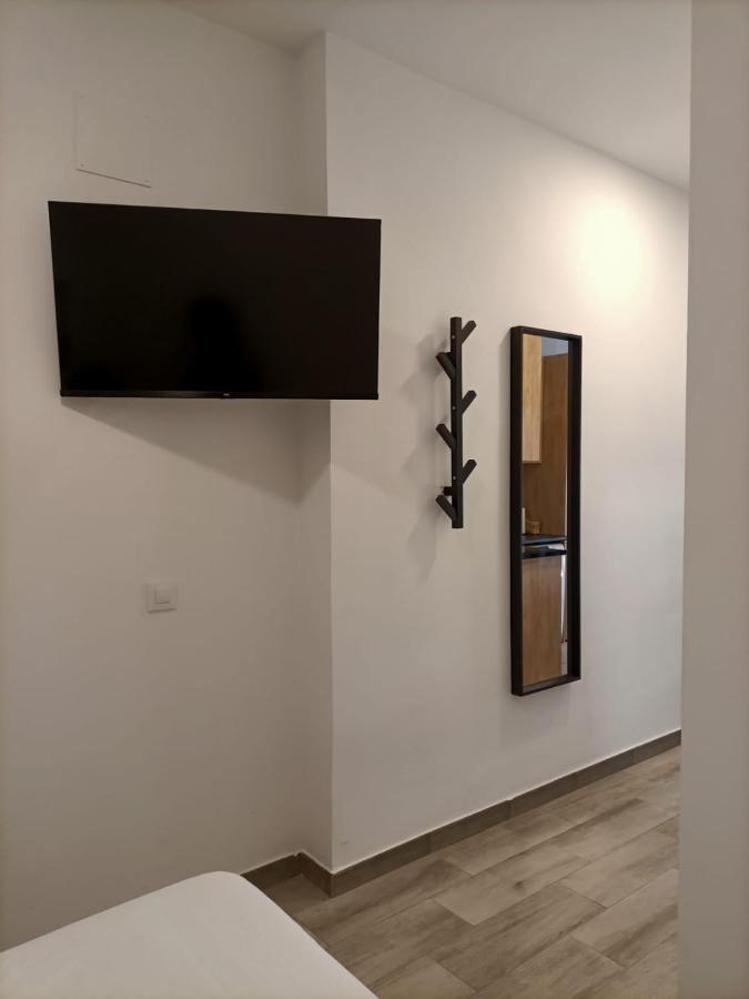 Apartamentos Jap Villaamil Madrid Esterno foto